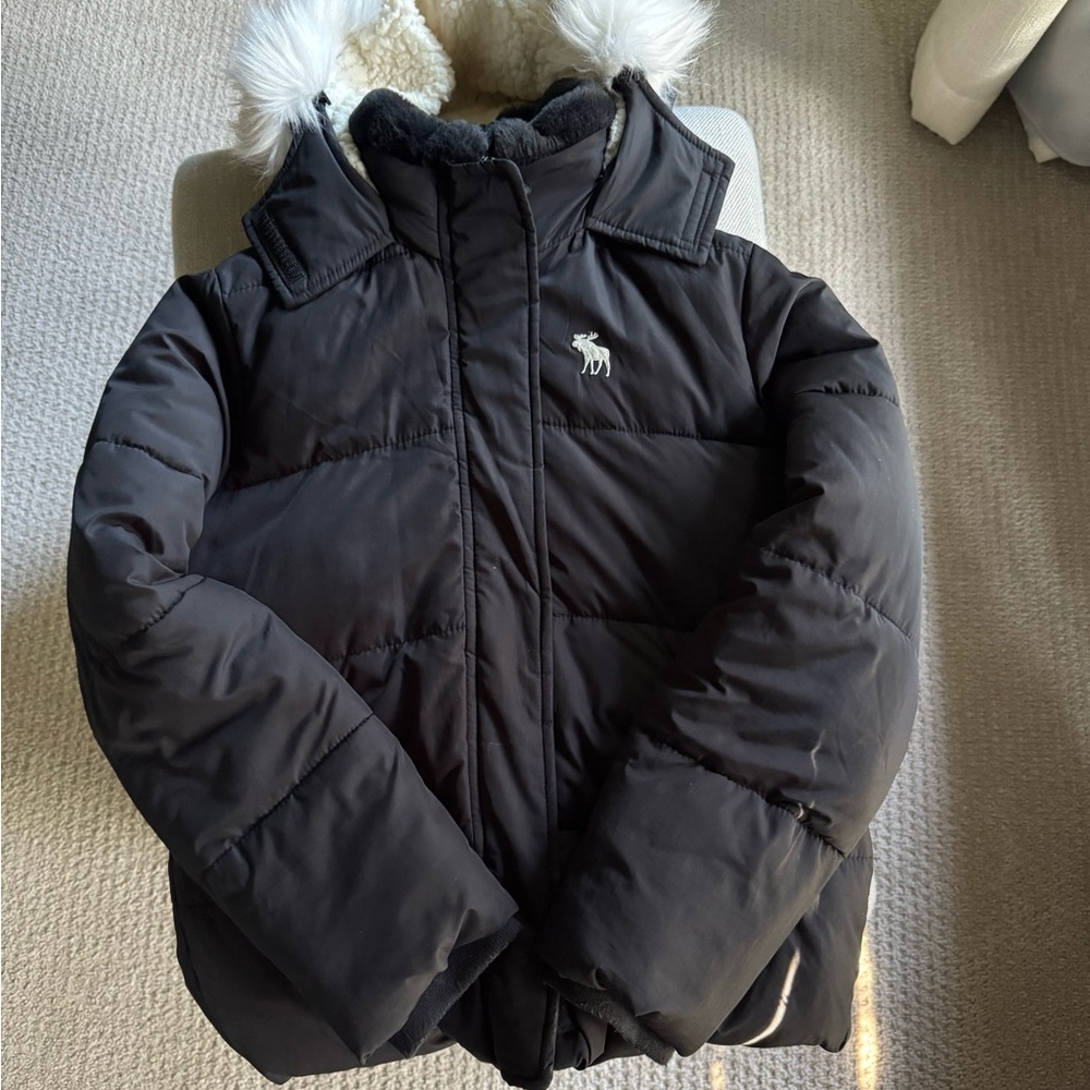 Abercrombie kids black puffer jacket 11/12